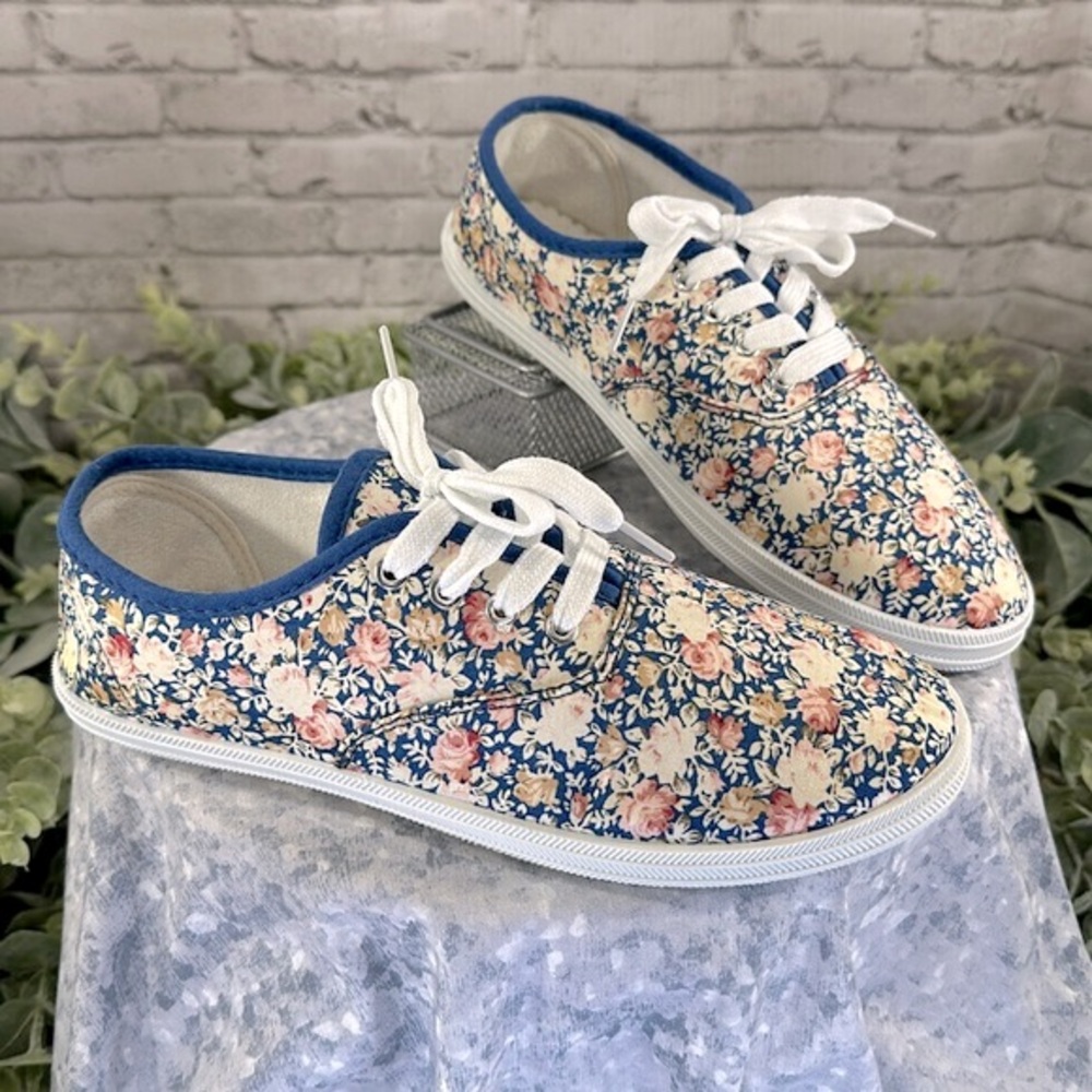Gold Toe Blue Floral Print Cotton Casual Lace-up Comfort Sneakers WMS 7M💙NWOT